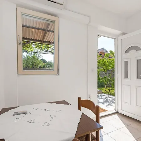 Apartman Jagoda Brodarica (Sibenik-Knin)