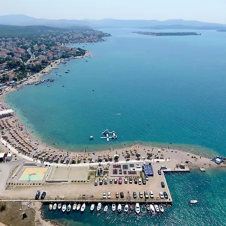 Jagoda * Brodarica (Sibenik-Knin)