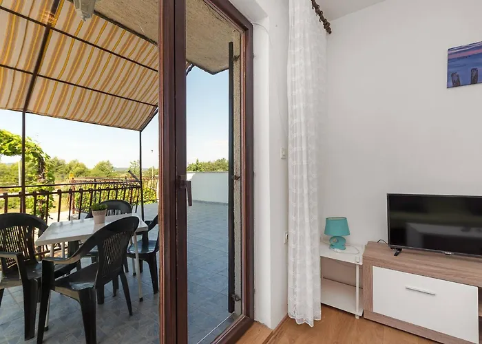 Jagoda Brodarica (Sibenik-Knin)